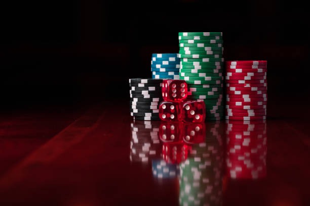 hoki vip platform interface showing live casino tables and sportsbook on mobile